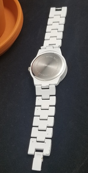 SOPHIE QUARTZ WHITE WATCH - Picture 3 of 7